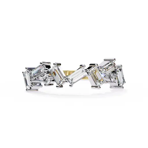 Splendid Baguette Shaped Diamnod Band 